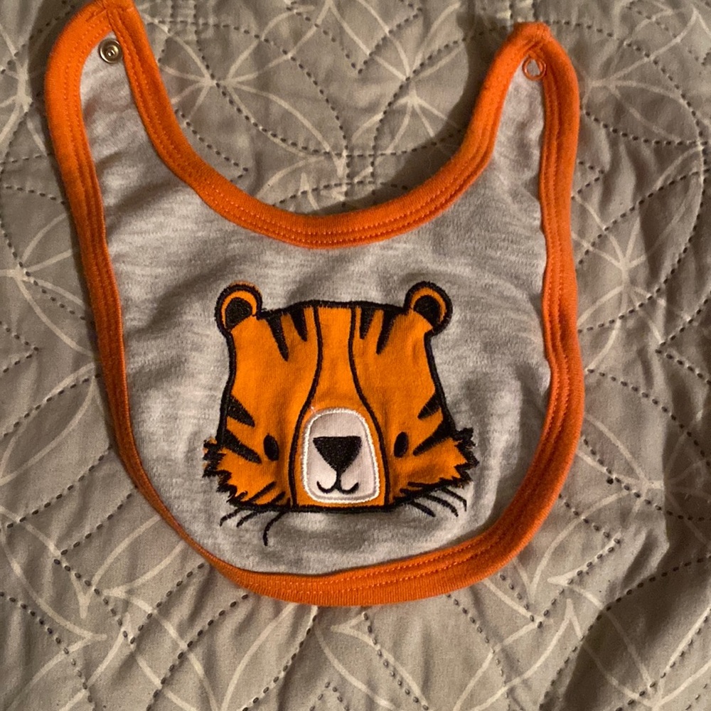 Bibs